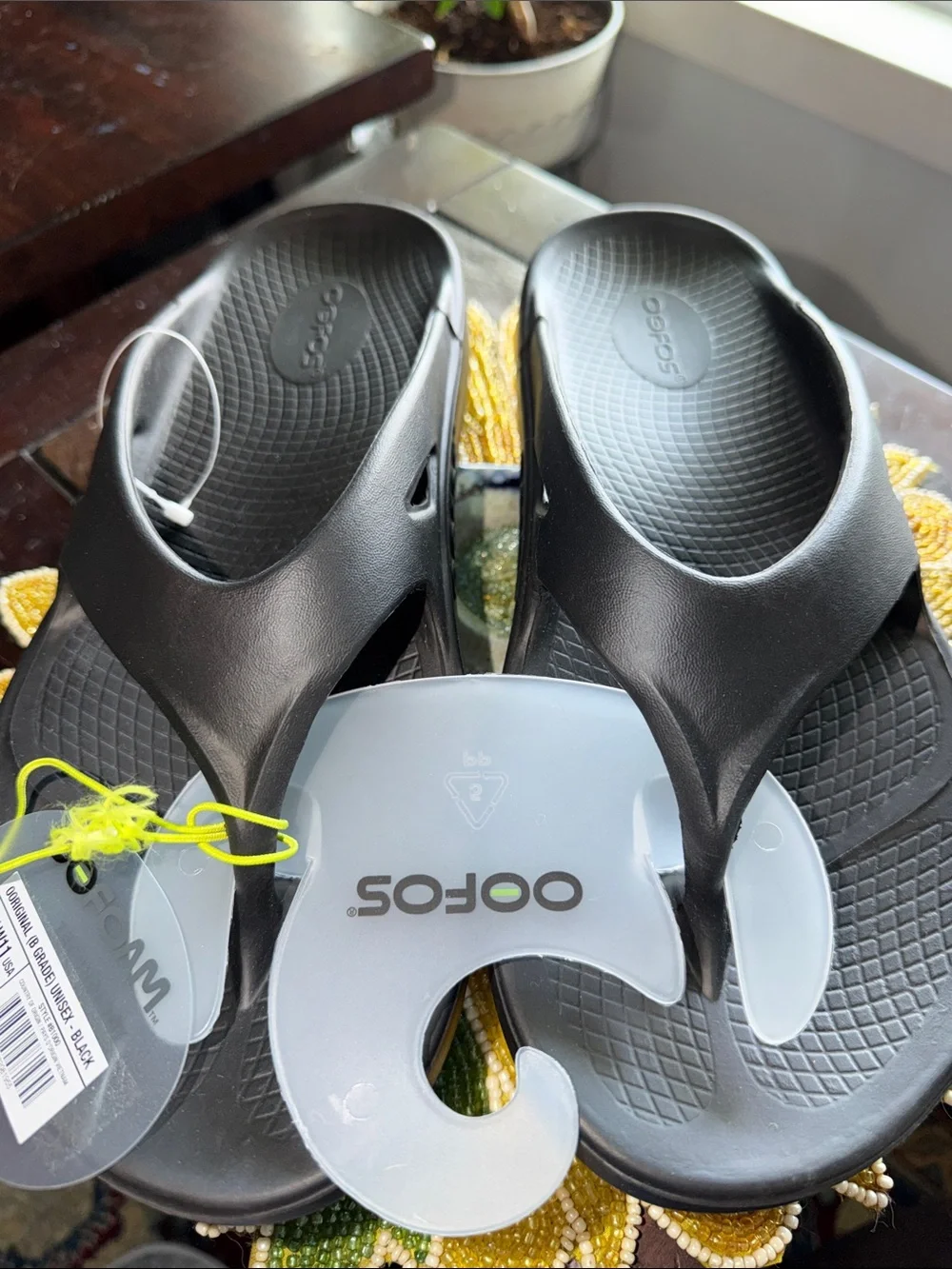 OOFOS OOriginal Black Recovery Flip Flops Men’s 9 Women’s 11 NWT